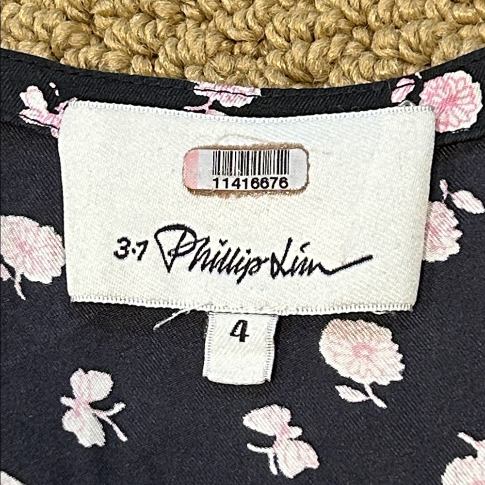 3.1 Phillip Lim Daisy Floral V-neck Gathered Dress size 4 Silk Asymmetrical Hem - Picture 6 of 17